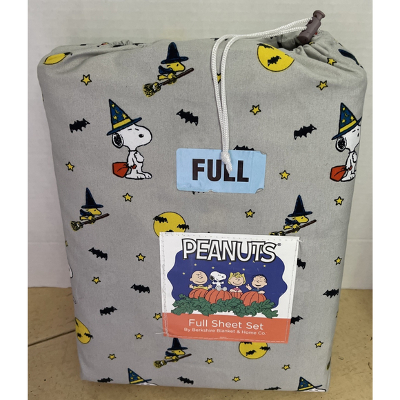 Berkshire Peanuts Halloween Full Sheet Set Snoopy Woodstock Bats Full Moon Gray - Picture 1 of 4